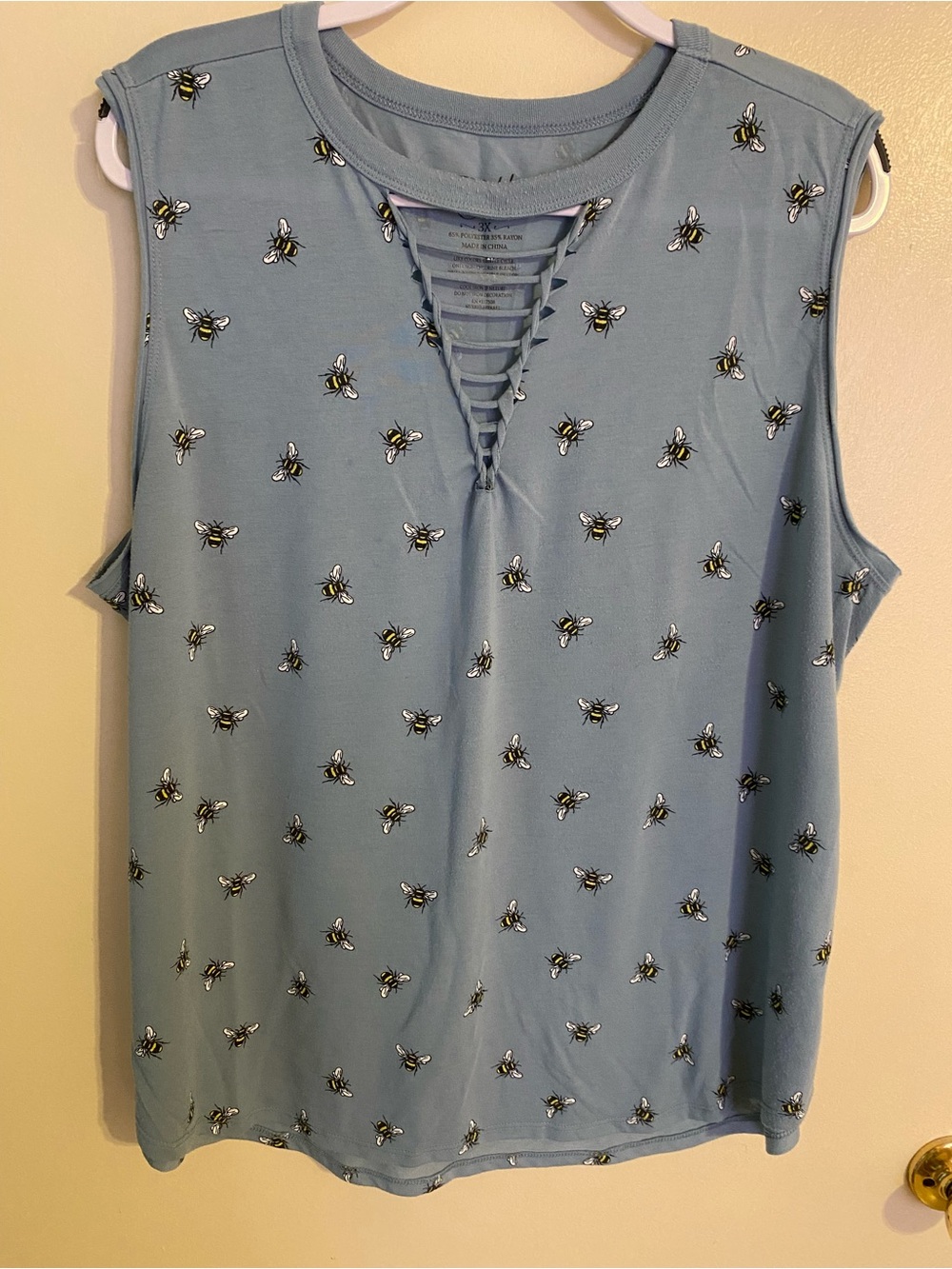 Cold Crush Blue Bee-Print Lace-Up Sleeveless Top
